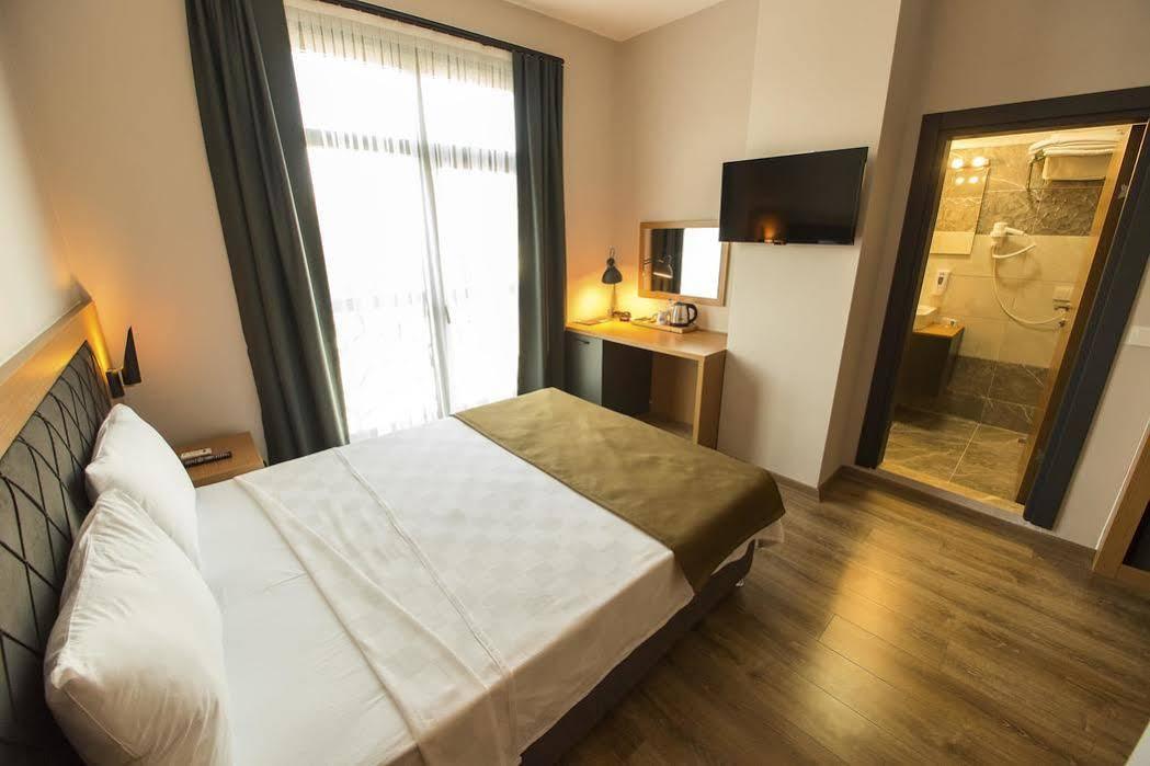 Big Point Plus Hotel Biga Экстерьер фото
